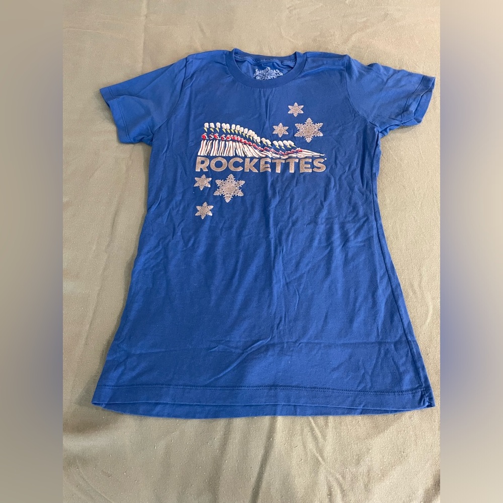 Rockettes Women’s Shirt Size Small